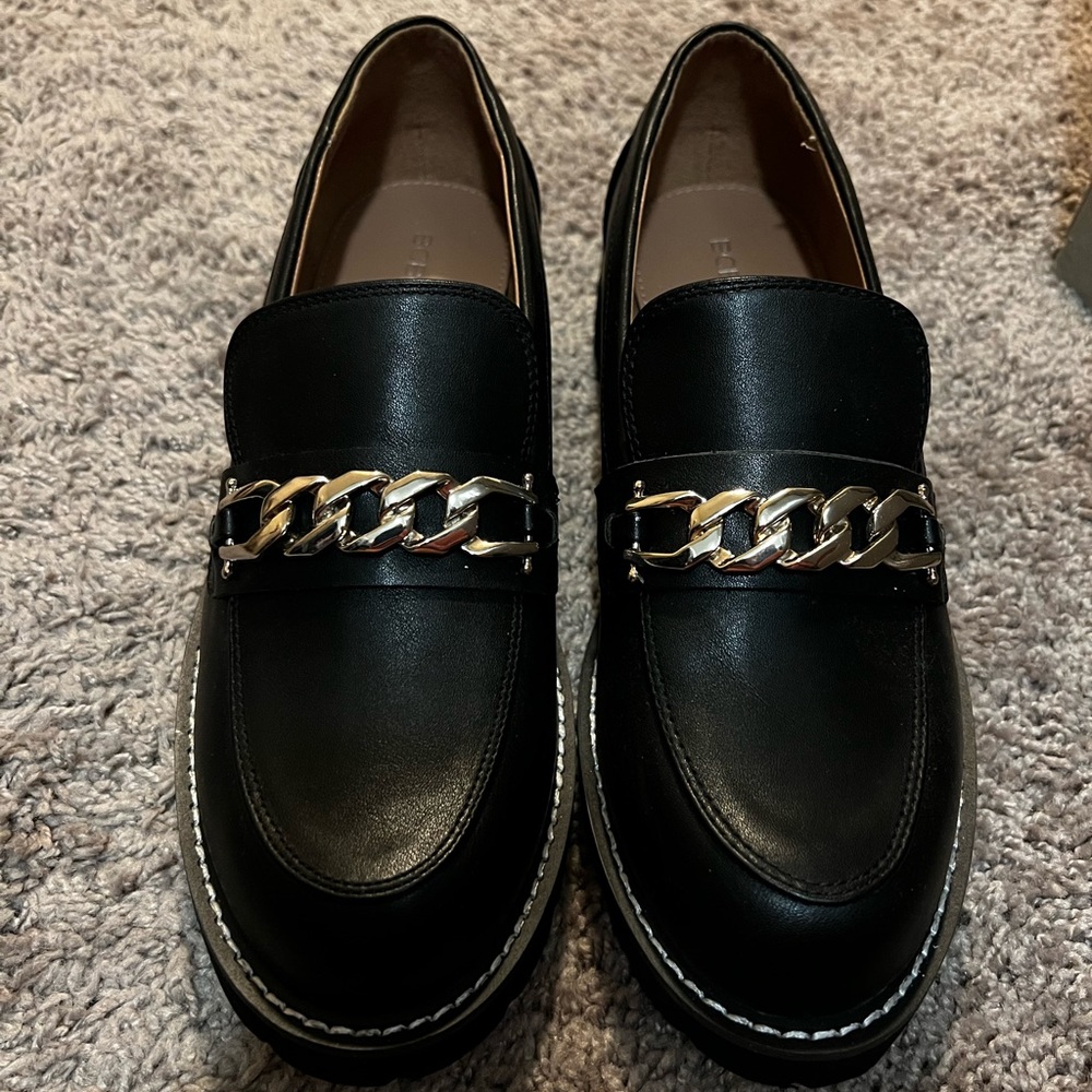 Womens Mary Jane shoes size 9